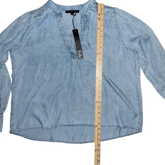 NWT Chambray top size large - Picture 8 of 8